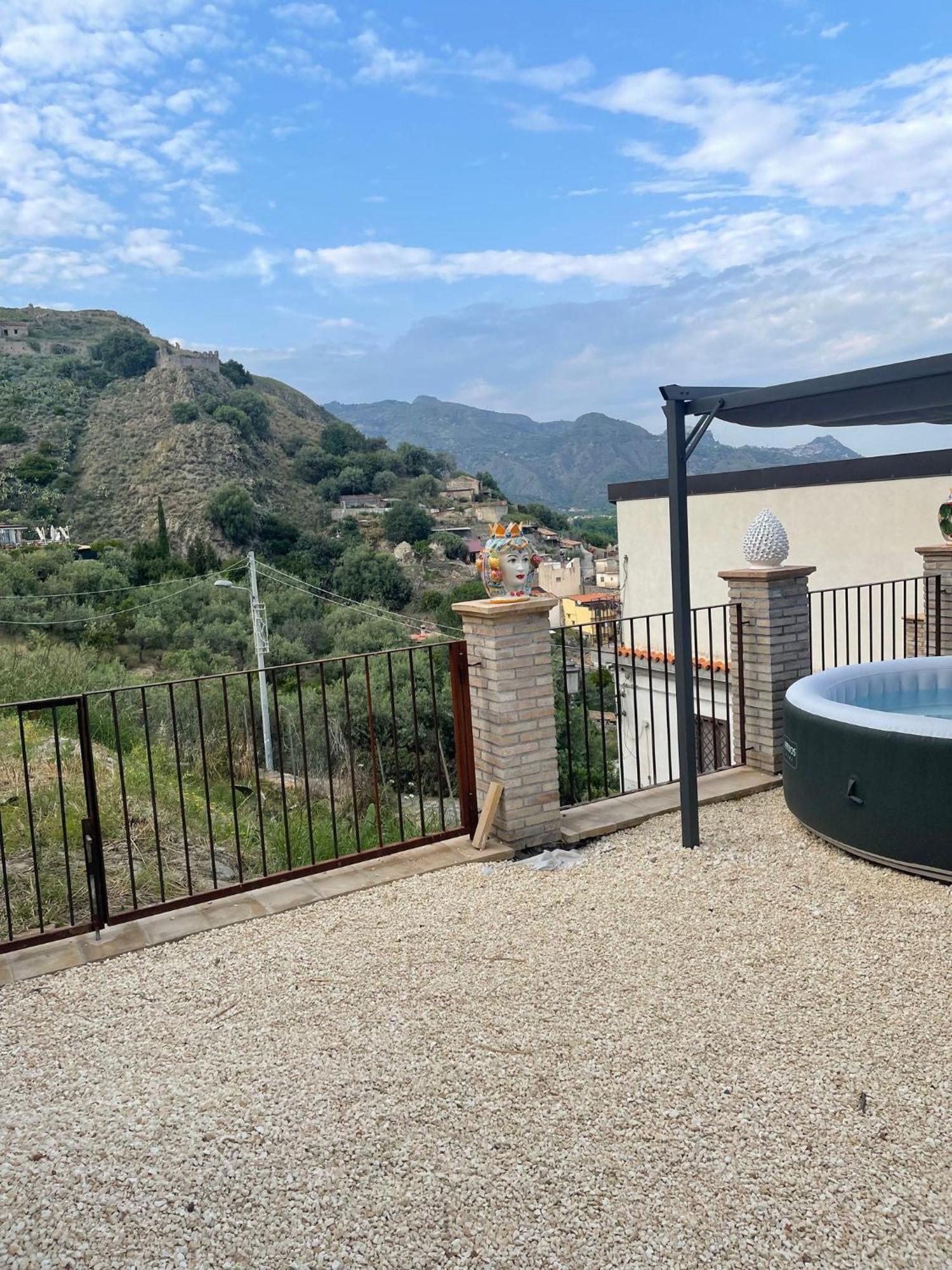 Bed And Relax-Il Maniero Calatabiano Exterior foto