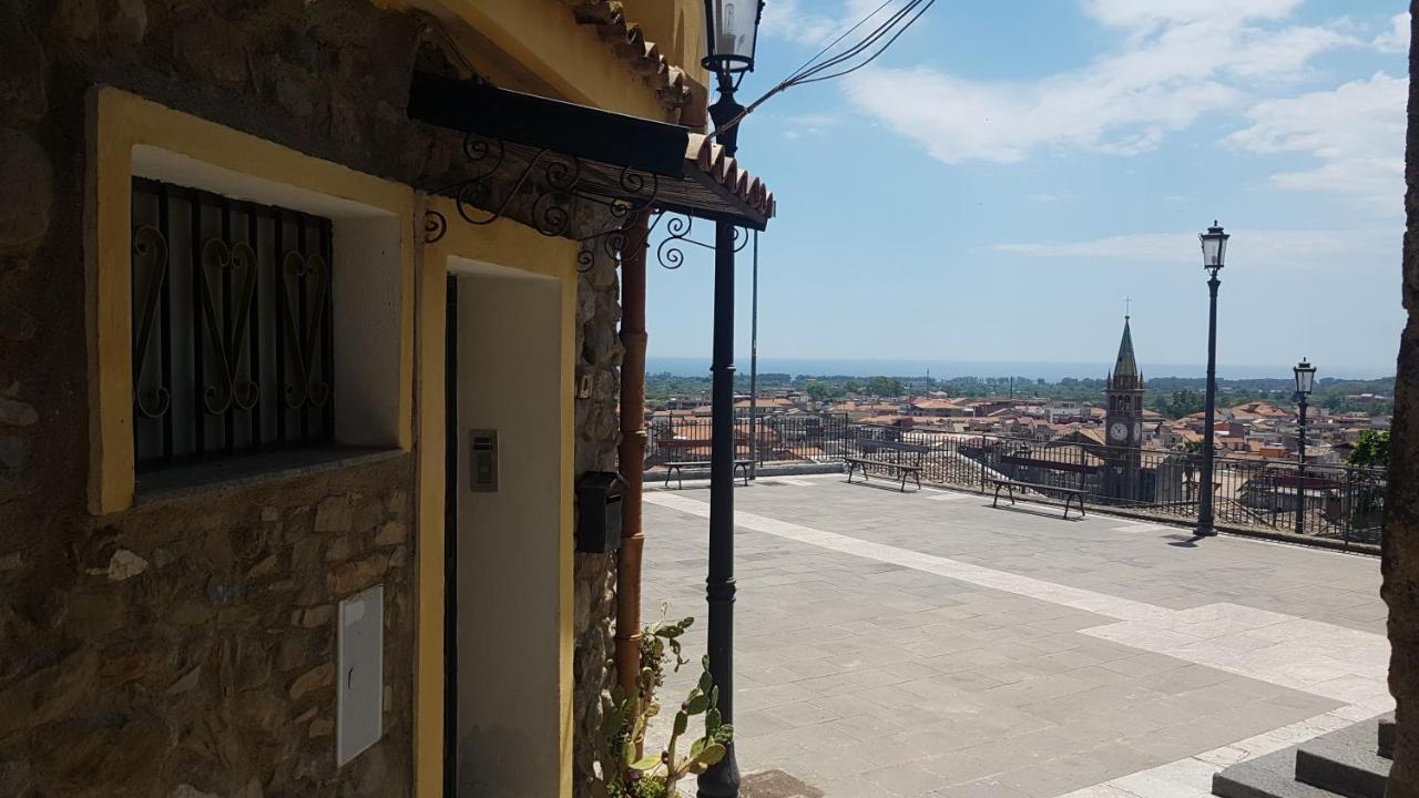 Bed And Relax-Il Maniero Calatabiano Exterior foto