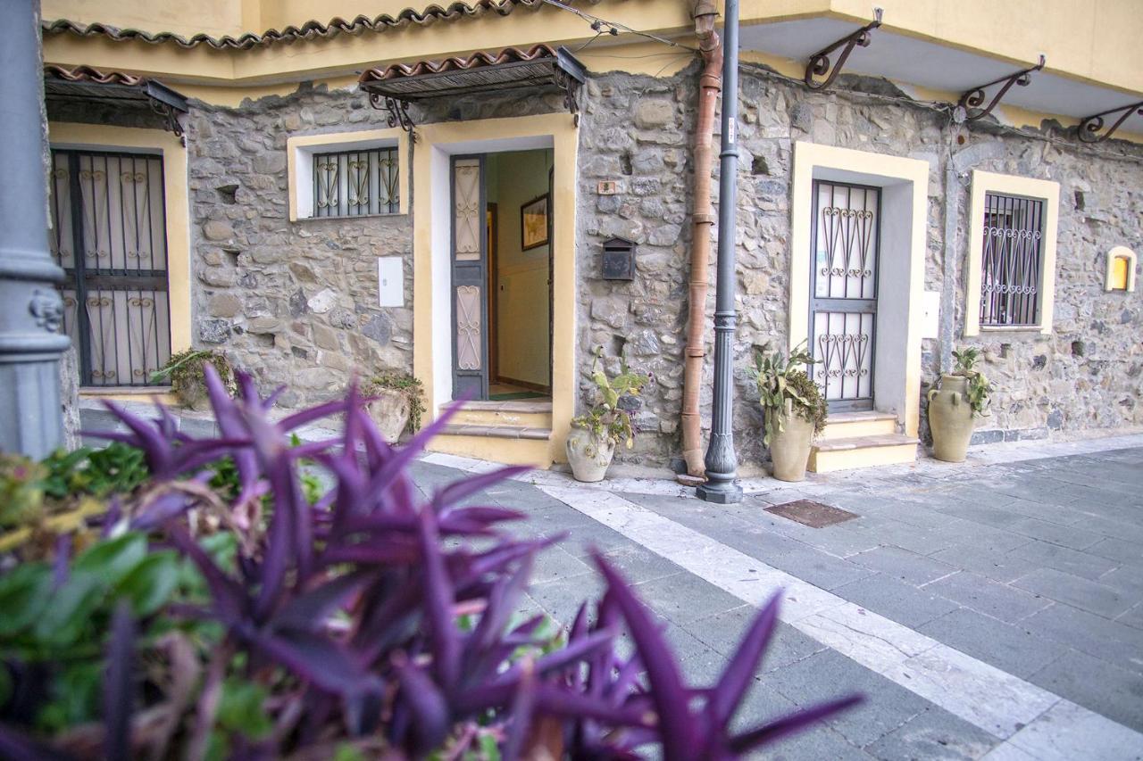 Bed And Relax-Il Maniero Calatabiano Exterior foto